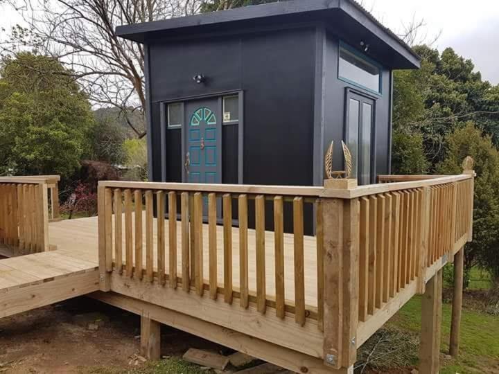 Starry Nights Cabin Fever Waikino Экстерьер фото